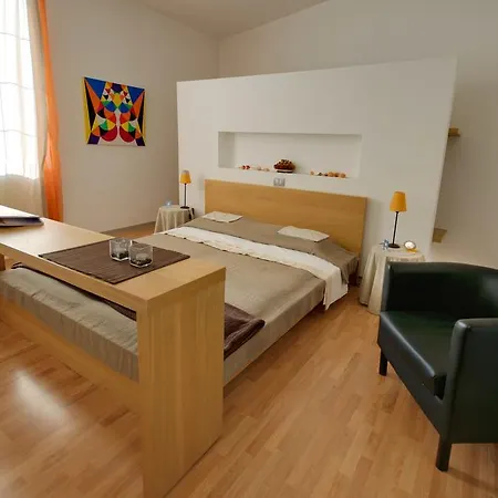 Aparthotel Sembenini Palace Riva del Garda